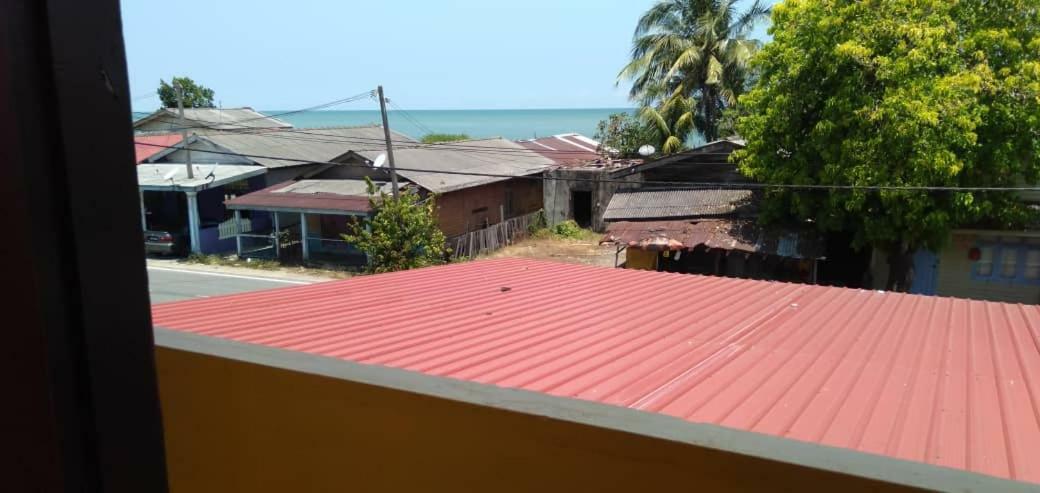 Rumah Hentian Ayah 瓜拉勿述 外观 照片